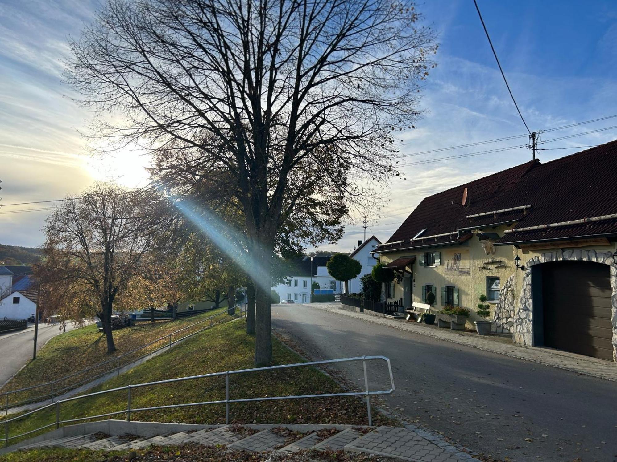 Ferienwohnung Im Usseltal - Monheimer Alb - Altmuehltal - Familie Geyer - Daiting Monheim  Exterior photo